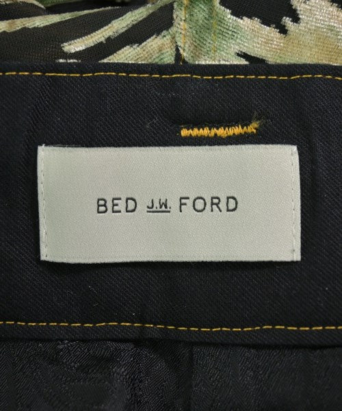 BED J.W. FORD กางเกงขาสั้น