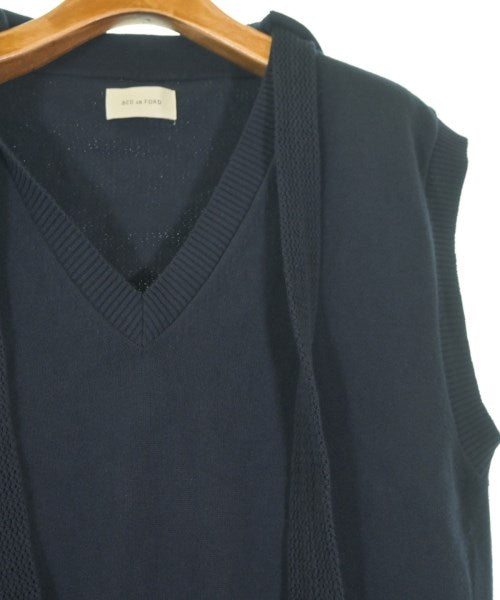 BED J.W. FORD เสื้อกั๊ก