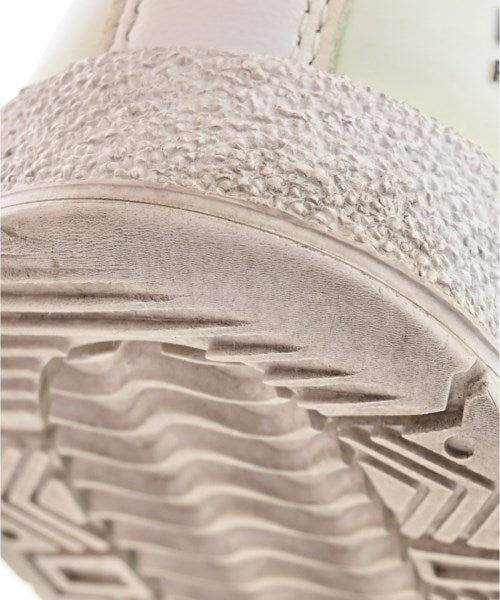 MAISON KITSUNE รองเท้าผ้าใบ