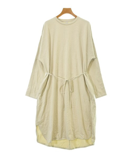 08sircus ชุดเดรส