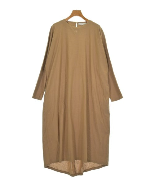 08sircus ชุดเดรส