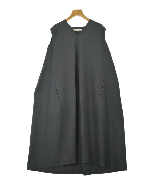 08sircus ชุดเดรส