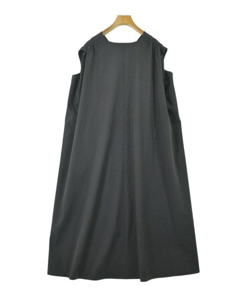 08sircus ชุดเดรส
