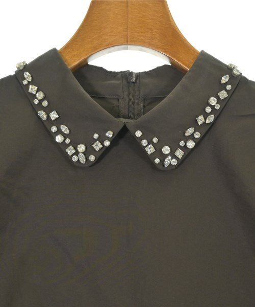 R เสื้อสตรี