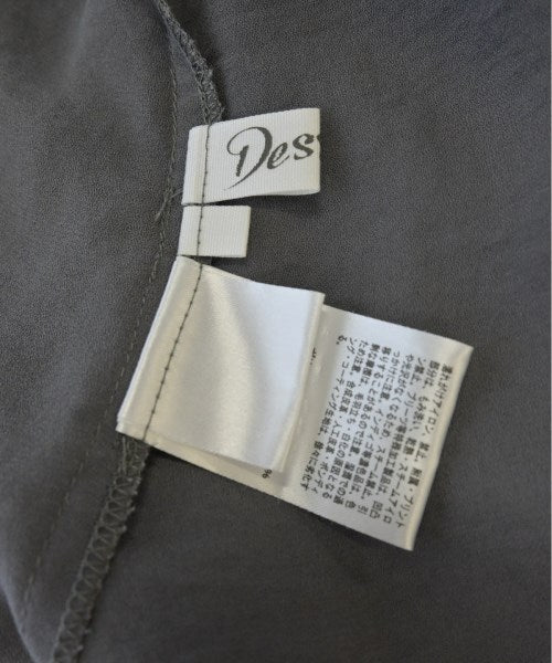 Dessin เสื้อสตรี