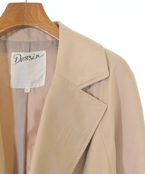 Dessin เสื้อกันฝน