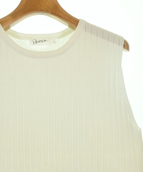Dessin เสื้อแขนกุด