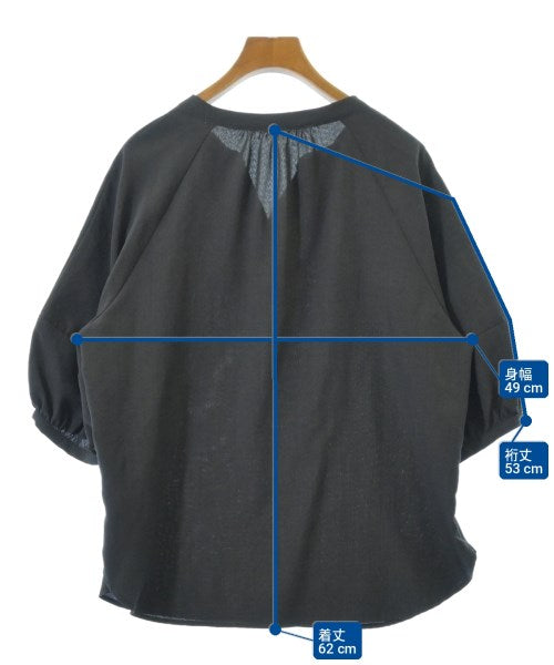 Dessin เสื้อสตรี