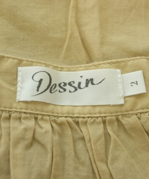 Dessin เสื้อสตรี