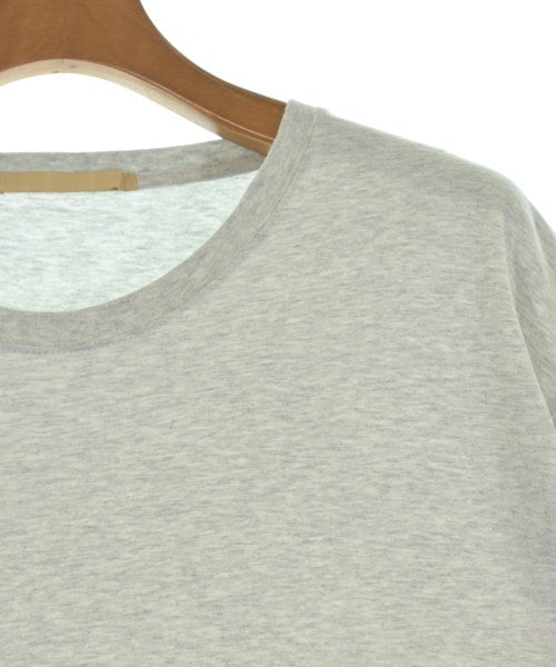 AUGUSTE- PRESENTATION เสื้อยืด/เสื้อท็อปส์