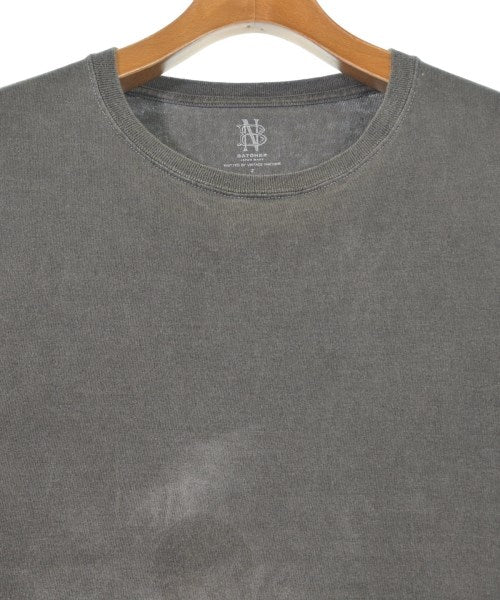 BATONER เสื้อยืด/เสื้อท็อปส์