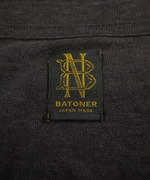 BATONER เสื้อยืด/เสื้อท็อปส์