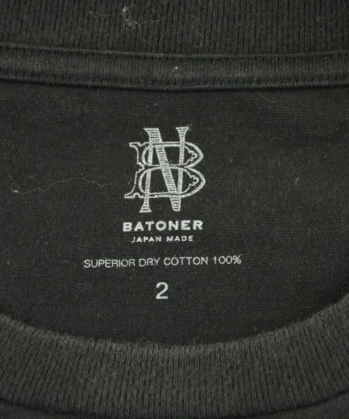 BATONER เสื้อยืด/เสื้อท็อปส์