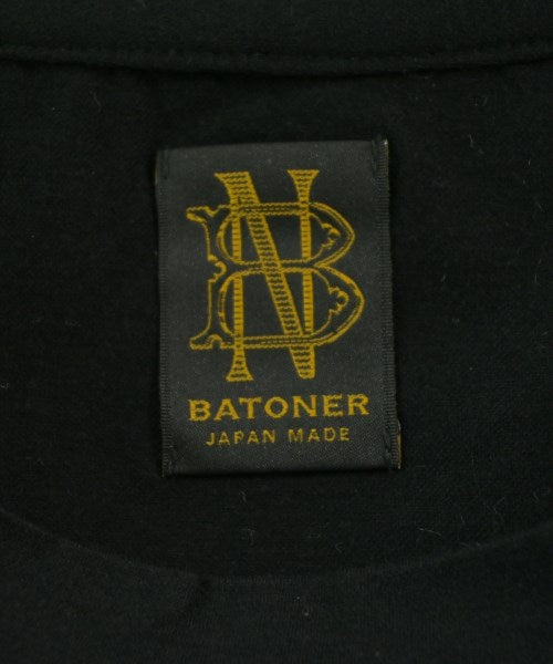 BATONER เสื้อยืด/เสื้อท็อปส์