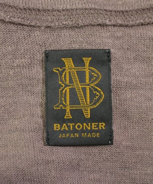 BATONER เสื้อยืด/เสื้อท็อปส์