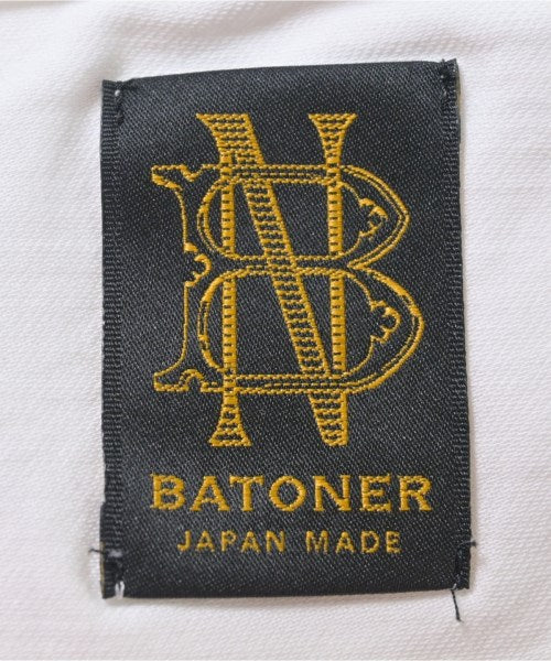 BATONER เสื้อยืด/เสื้อท็อปส์