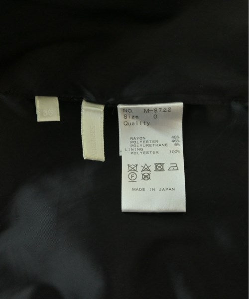 Drawing Numbers กระโปรงยาวถึงเข่า