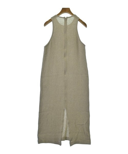 Drawing Numbers ชุดเดรส