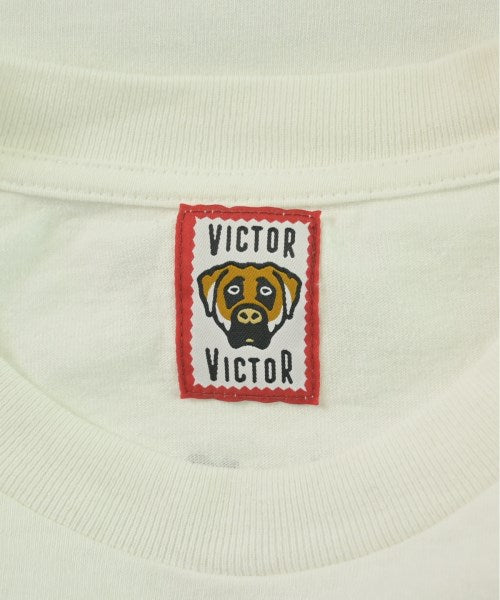 VICTOR เสื้อยืด/เสื้อท็อปส์