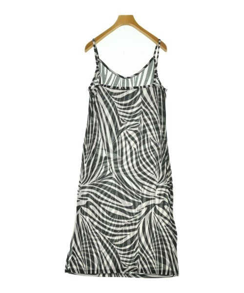 ATMOS ชุดเดรส