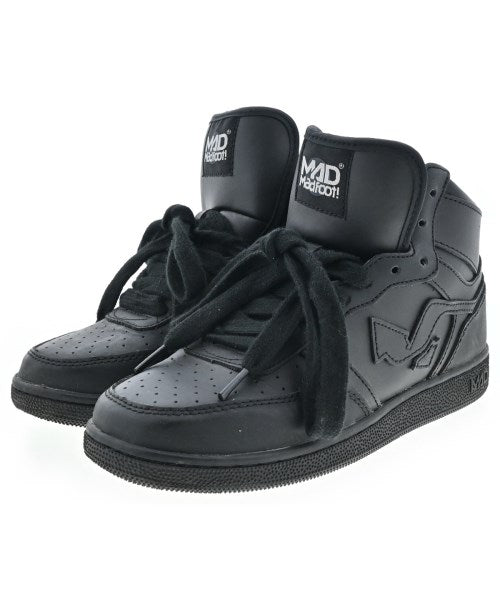 MAD FOOT! รองเท้าผ้าใบ