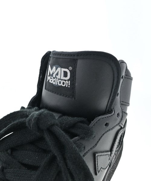 MAD FOOT! รองเท้าผ้าใบ