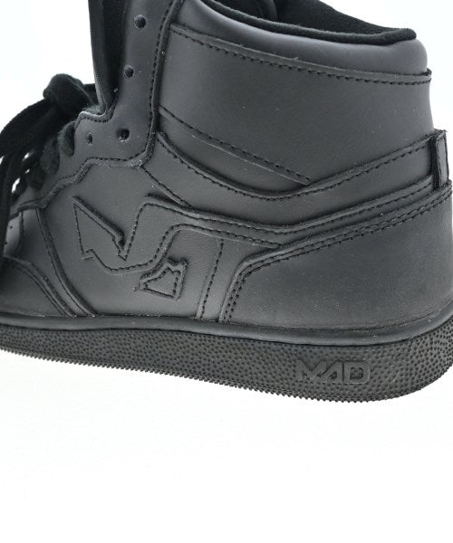 MAD FOOT! รองเท้าผ้าใบ