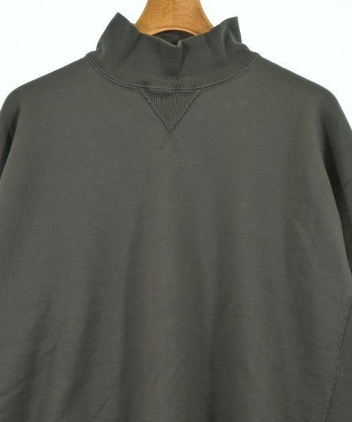 PHIGVEL เสื้อสเวตเตอร์