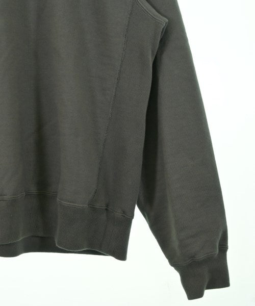 PHIGVEL เสื้อสเวตเตอร์