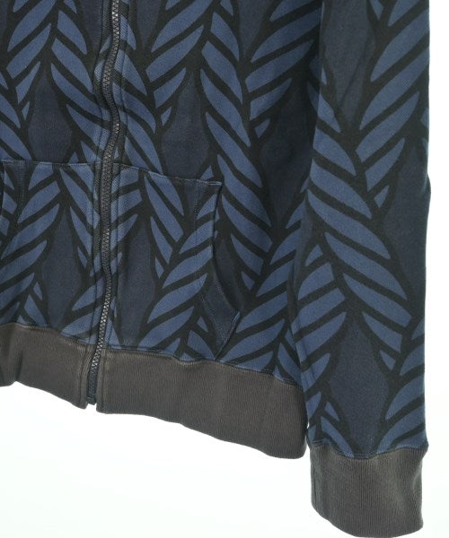 Sasquatchfabrix. เสื้อฮู้ด