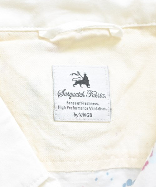 Sasquatchfabrix. เสื้อลำลอง