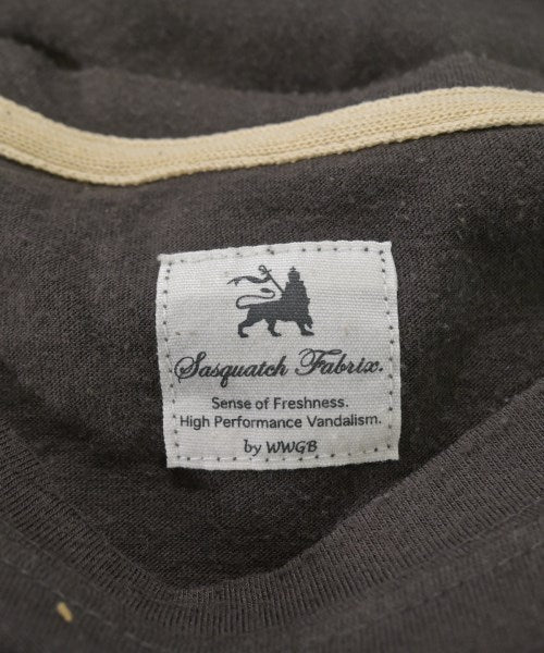 Sasquatchfabrix. เสื้อยืด/เสื้อท็อปส์