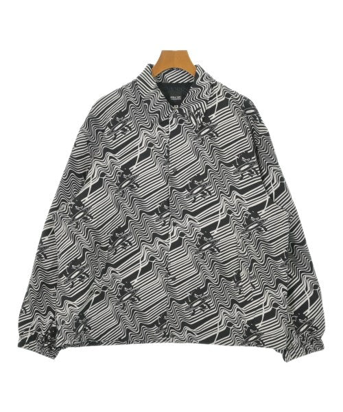 Sasquatchfabrix. เสื้อลำลอง