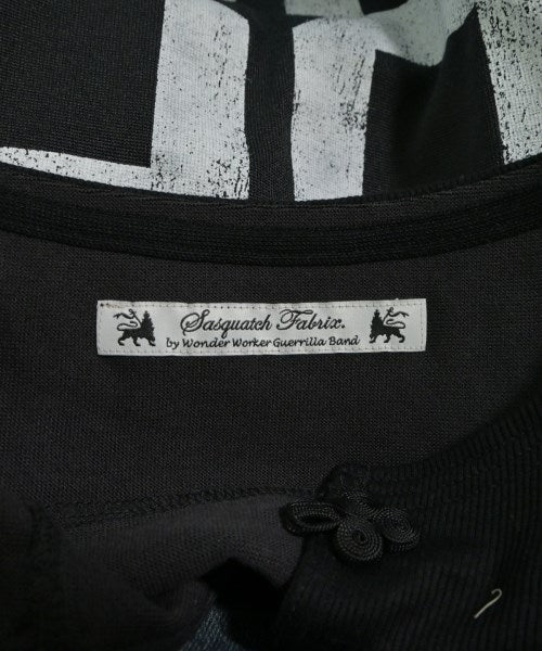Sasquatchfabrix. เสื้อยืด/เสื้อท็อปส์