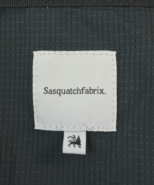 Sasquatchfabrix. เสื้อลำลอง