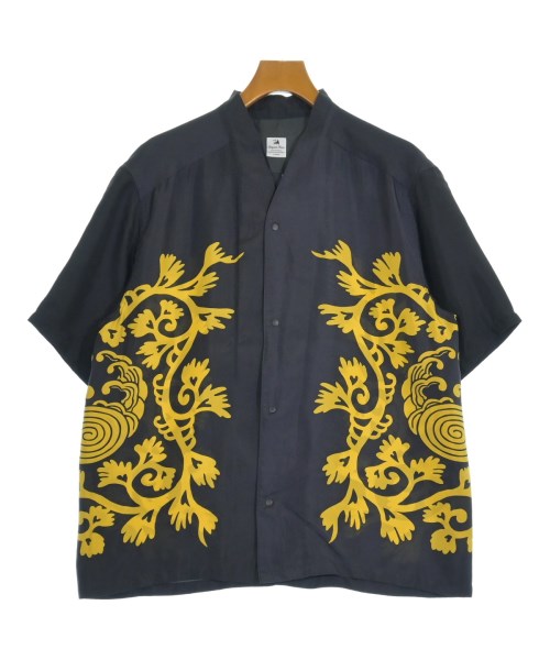 Sasquatchfabrix. เสื้อลำลอง