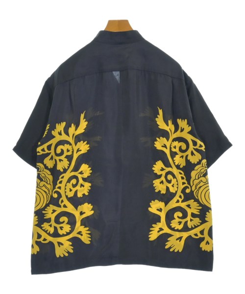 Sasquatchfabrix. เสื้อลำลอง