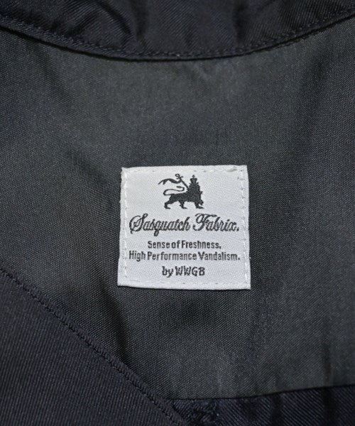 Sasquatchfabrix. เสื้อลำลอง