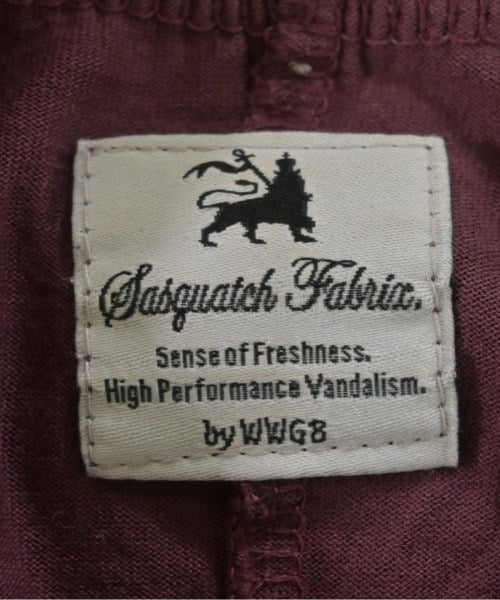 Sasquatchfabrix. เสื้อยืด/เสื้อท็อปส์