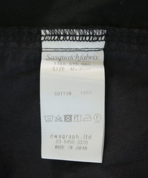 Sasquatchfabrix. เสื้อลำลอง