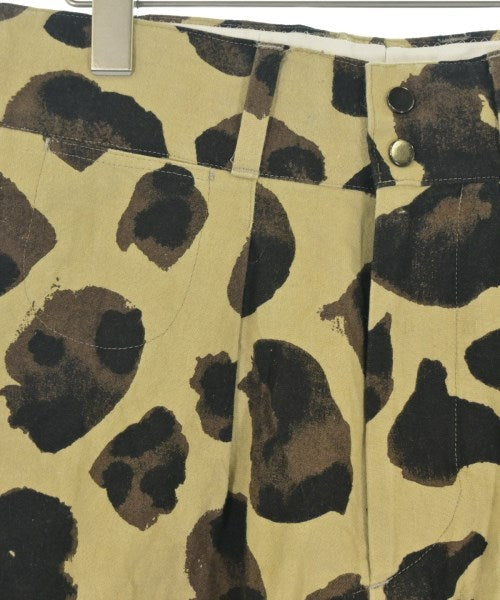 Sasquatchfabrix. กางเกงขาสั้น