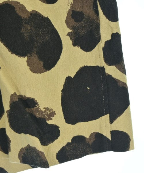 Sasquatchfabrix. กางเกงขาสั้น