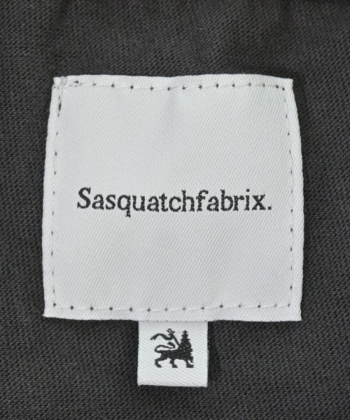 Sasquatchfabrix. เสื้อยืด/เสื้อท็อปส์