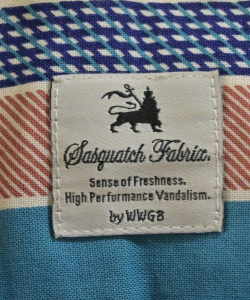 Sasquatchfabrix. เสื้อลำลอง