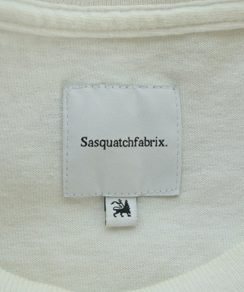 Sasquatchfabrix. เสื้อลำลอง