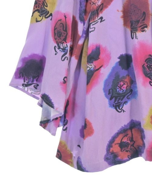 Sasquatchfabrix. เสื้อลำลอง