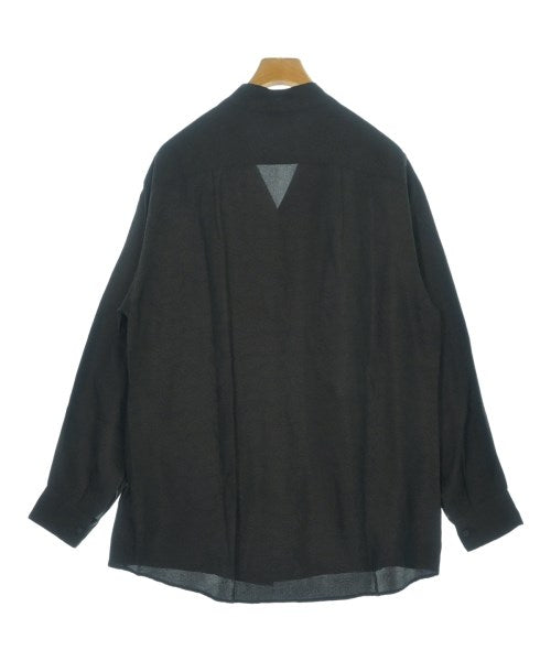 Sasquatchfabrix. เสื้อลำลอง