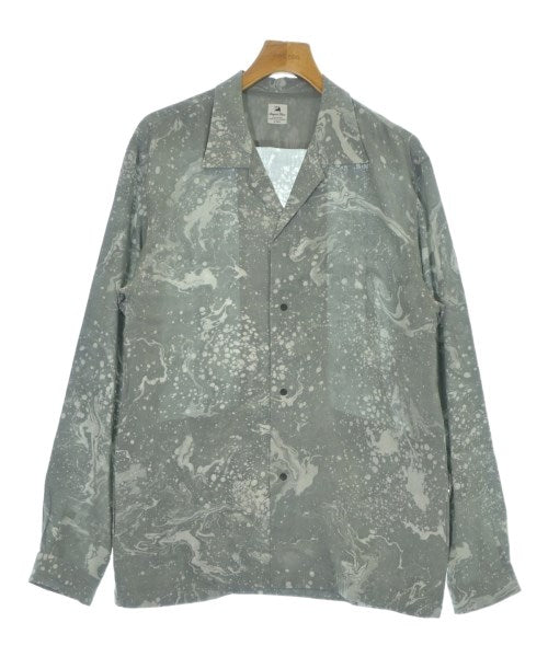Sasquatchfabrix. เสื้อลำลอง