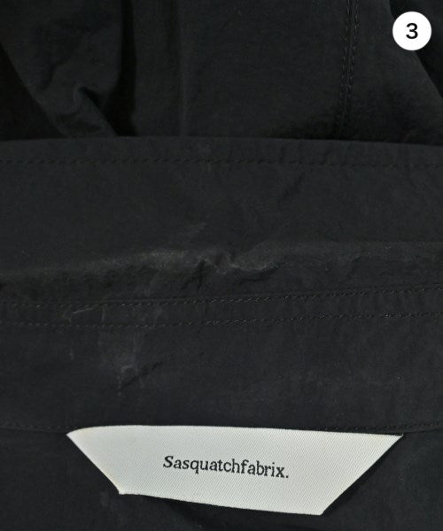 Sasquatchfabrix. เสื้อลำลอง