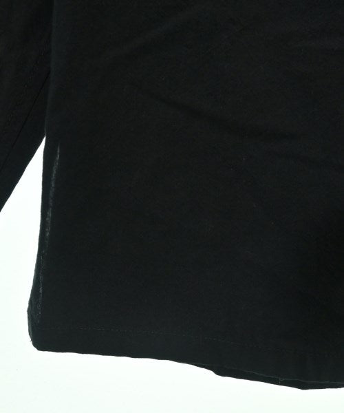 Sasquatchfabrix. เสื้อลำลอง